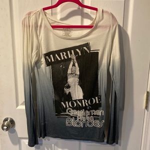 Long sleeve Marylin Monroe shirt